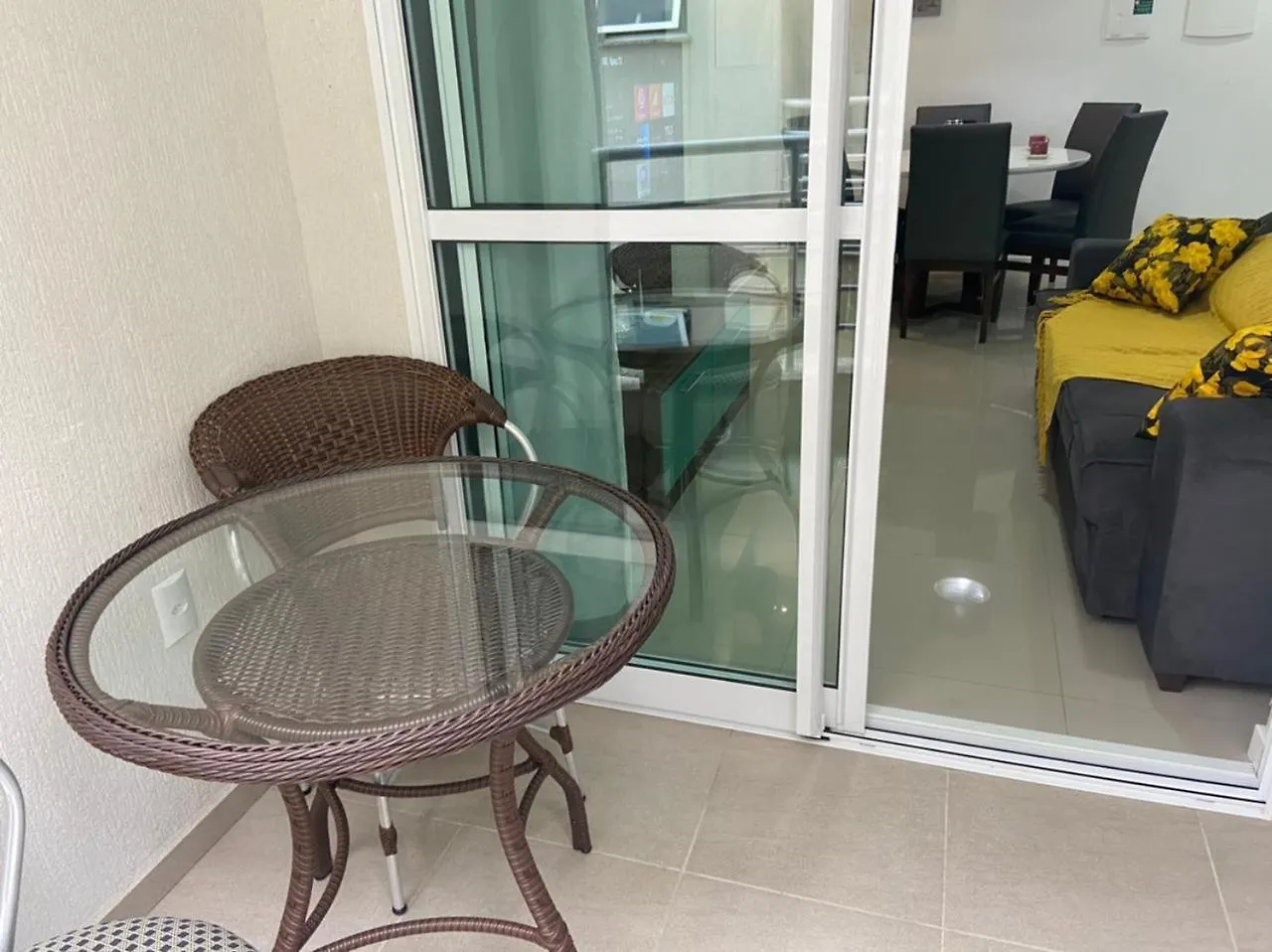 Lindo Apartamento No Centro Bombinhas 2 Quartos