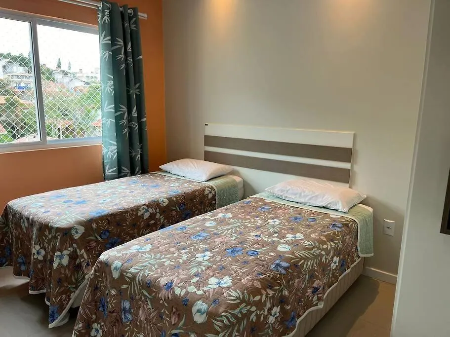 Lindo Apartamento No Centro Bombinhas 2 Quartos 0*,  Brasilien